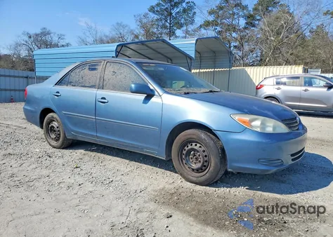 2003 Toyota Camry Le z USA, uszkodzony, nr VIN 4T1BE32K53U784212